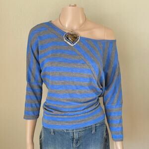 Early 2000s off the shoulder